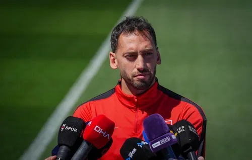 Turska prvi put od 2002. godine igra na Mundijalu: Čalhanoglu najavljuje dominaciju, zna da je u otadžbini opsadno stanje zbog meča