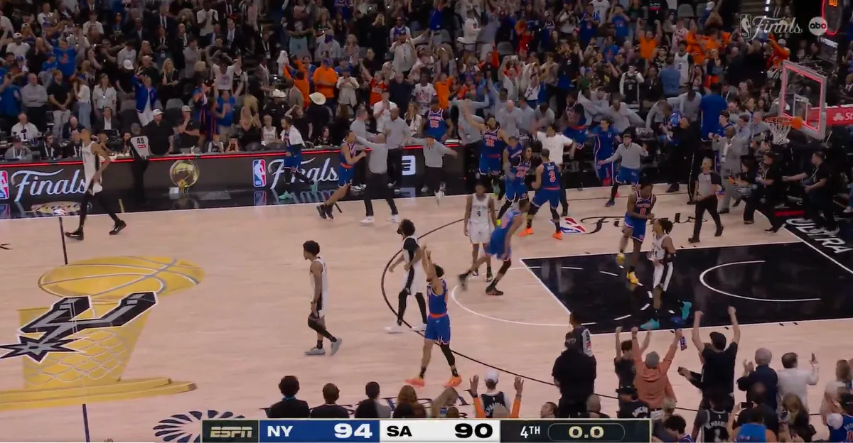 "Isplačite se, Niksi su posle 53 godina šampioni NBA": Komentator raspametio sve odjavom meča, nije mogao da zadrži emocije VIDEO