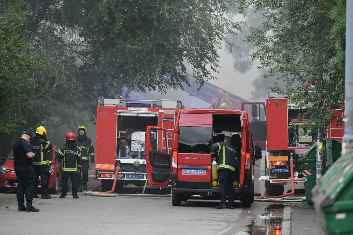 U požaru u tržnom centru "Enjub" izgorela 32 lokala, u toku utvrđivanje uzroka: Oglasilo se tužilaštvo o vatrenoj stihiji