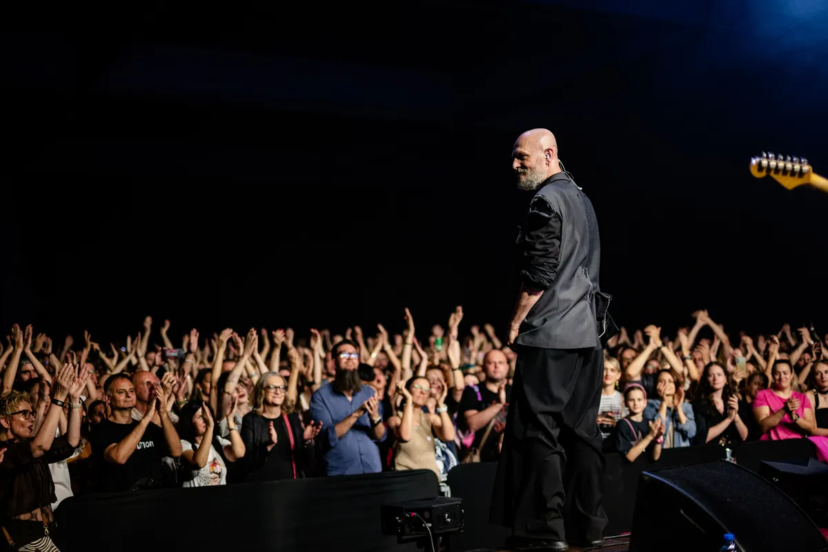 Urban&4 sa gudačkim kvartetom održali najveći samostalni koncert u Beogradu: Kišnu noć pretvorili u veče za pamćenje