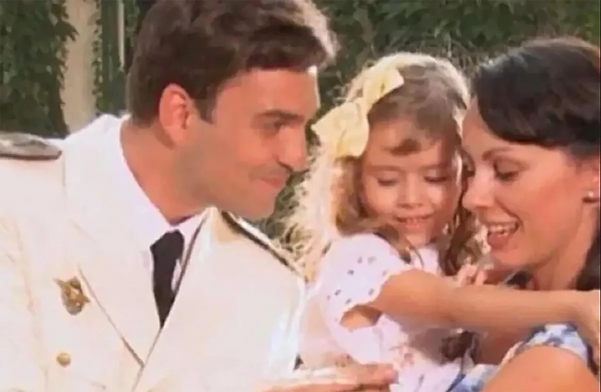 Devojčica koja je glumila ćerku Slobode Mićalović i Ivana Bosiljčića izrasla u pravu lepoticu FOTO