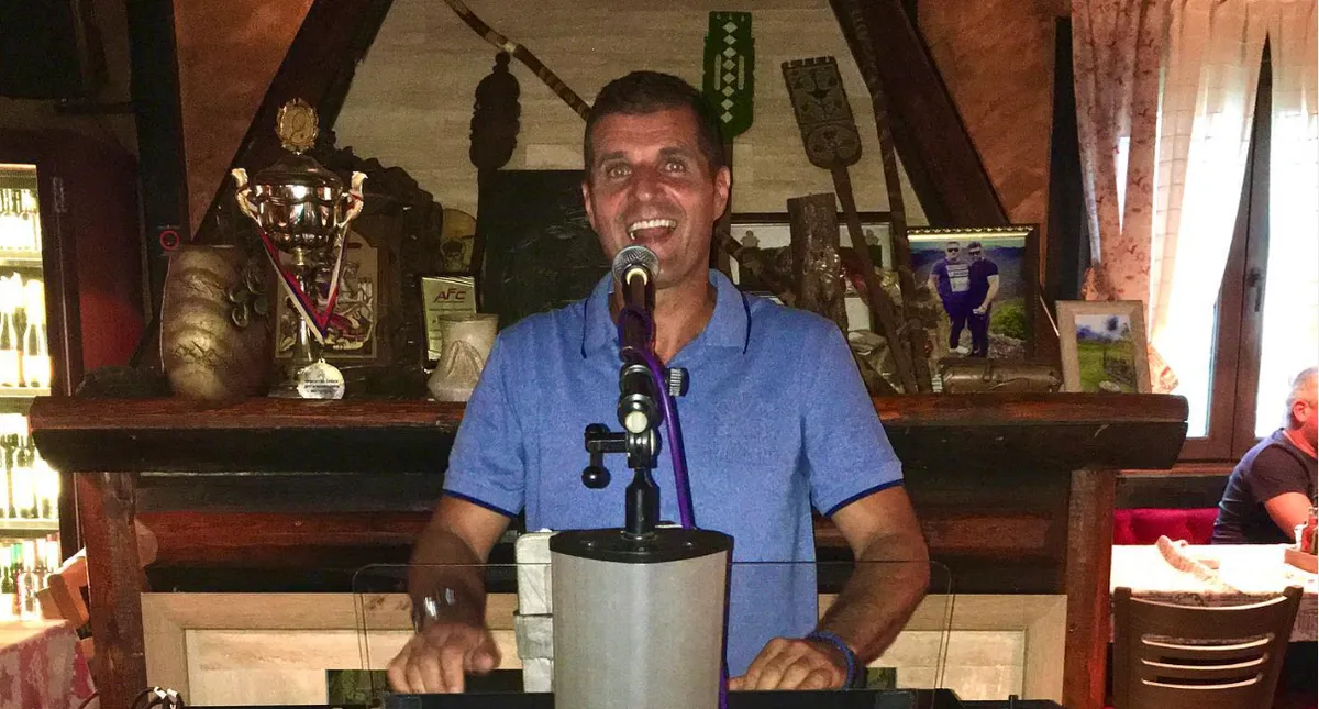 Ovaj naš pevač ima najneobičnije ime: Potekao iz Šljivovice, svi misle da se šali kad se predstavlja