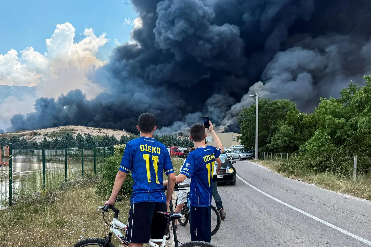 VIDEO Veliki požar kod Mostara: Vojska na terenu, građanima upozorenje zbog zagađenog vazduha