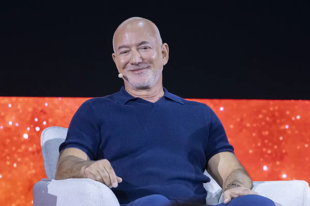 Džef Bezos tvrdi da moramo da kolonizujemo Mesec kako bismo spasili Zemlju: Evo šta bi preselio tamo, a šta bi ostalo ovde