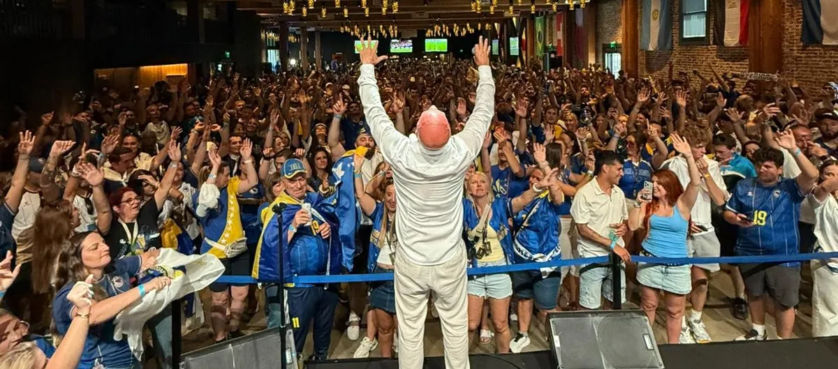 Boban Rajović pevao navijačima Bosne i Hercegovine nakon pobede: Pojavio se i na američkoj televiziji (FOTO/VIDEO)