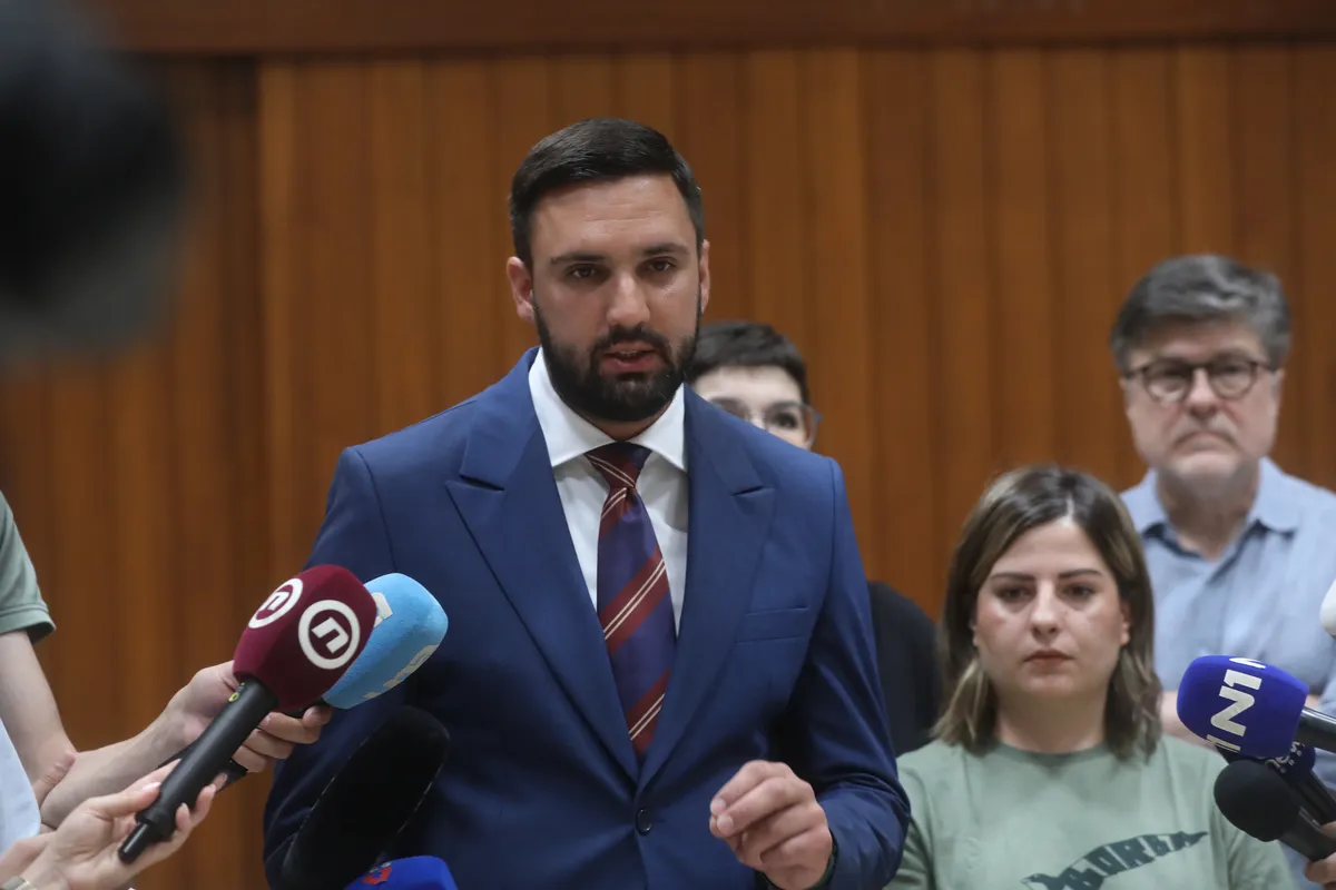 "Navodi o višemilijardnim dugovima GPS-a zahtevaju hitan odgovor gradske vlasti"