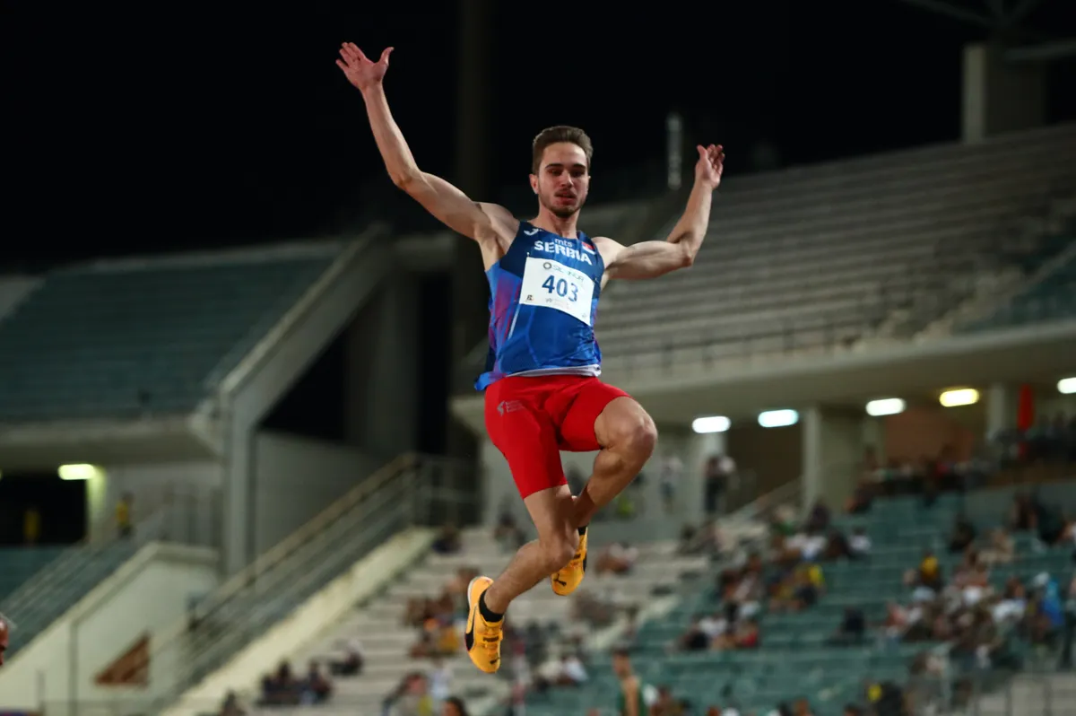 Neverovatan rezultat čuda srpske atletike: Oborio rekord, na postolju i Adriana Vilagoš