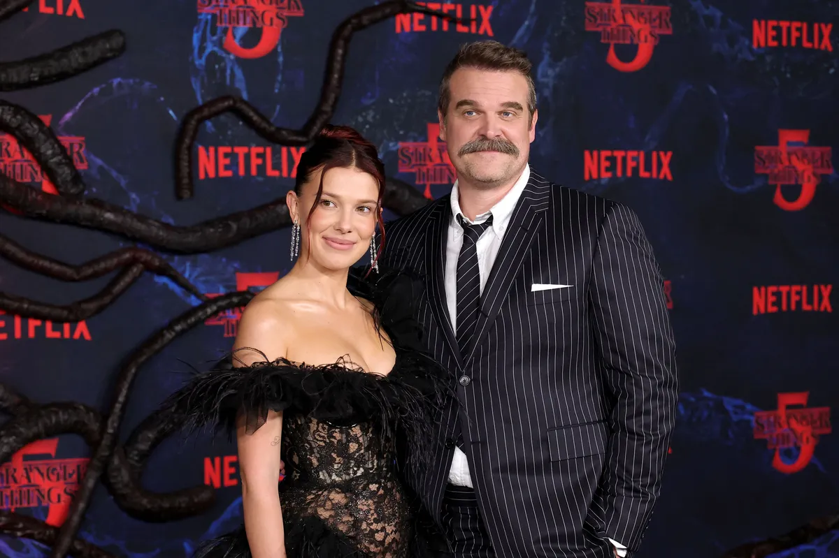 Zvezde serije "Stranger Things" ponovo glume zajedno: U novoj Netfliksovoj seriji će opet tumačiti oca i ćerku