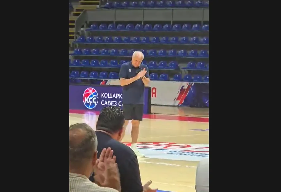 VIDEO Željko Obradović emotivno pričao o Duletu Vujoševiću i Edinu Avdiću, usledio gromoglasan aplauz