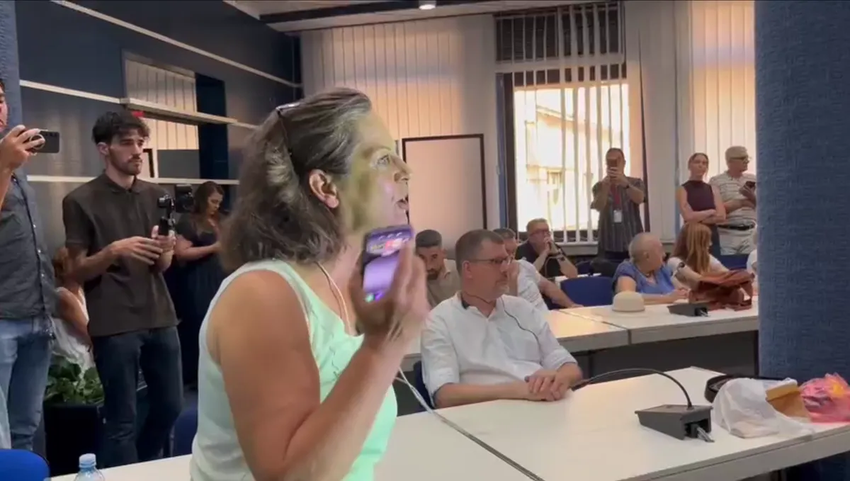 Deo građana napustio sednicu Komisije za planove na kojoj se raspravlja o projektu "Novi Sad na vodi"