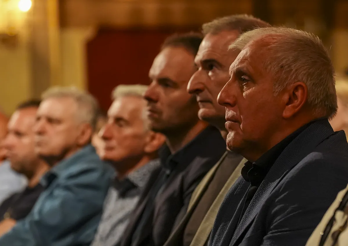 FOTO Željko Obradović i brojne košarkaške legende na komemor