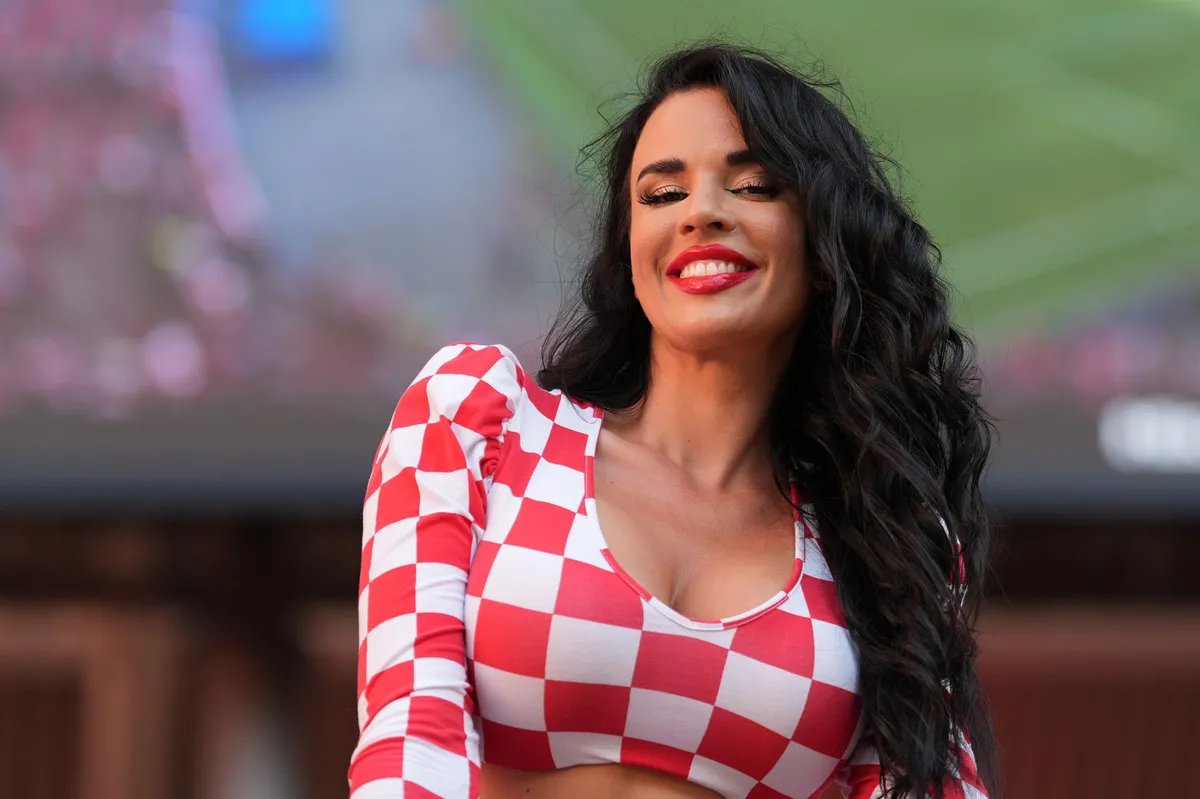VIDEO "Vatrena" hrvatska navijačica ima posao na M