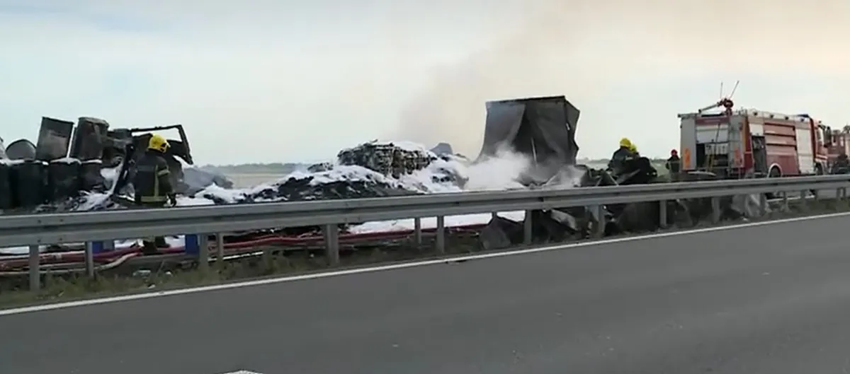 Detalji nesreće na autoputu kod Šimanovaca: Sudar dva kamion