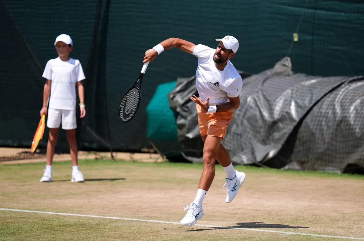 VIDEO Novak podelio snimak sa sinom Stefanom, zajedno trenirali pred spektakl