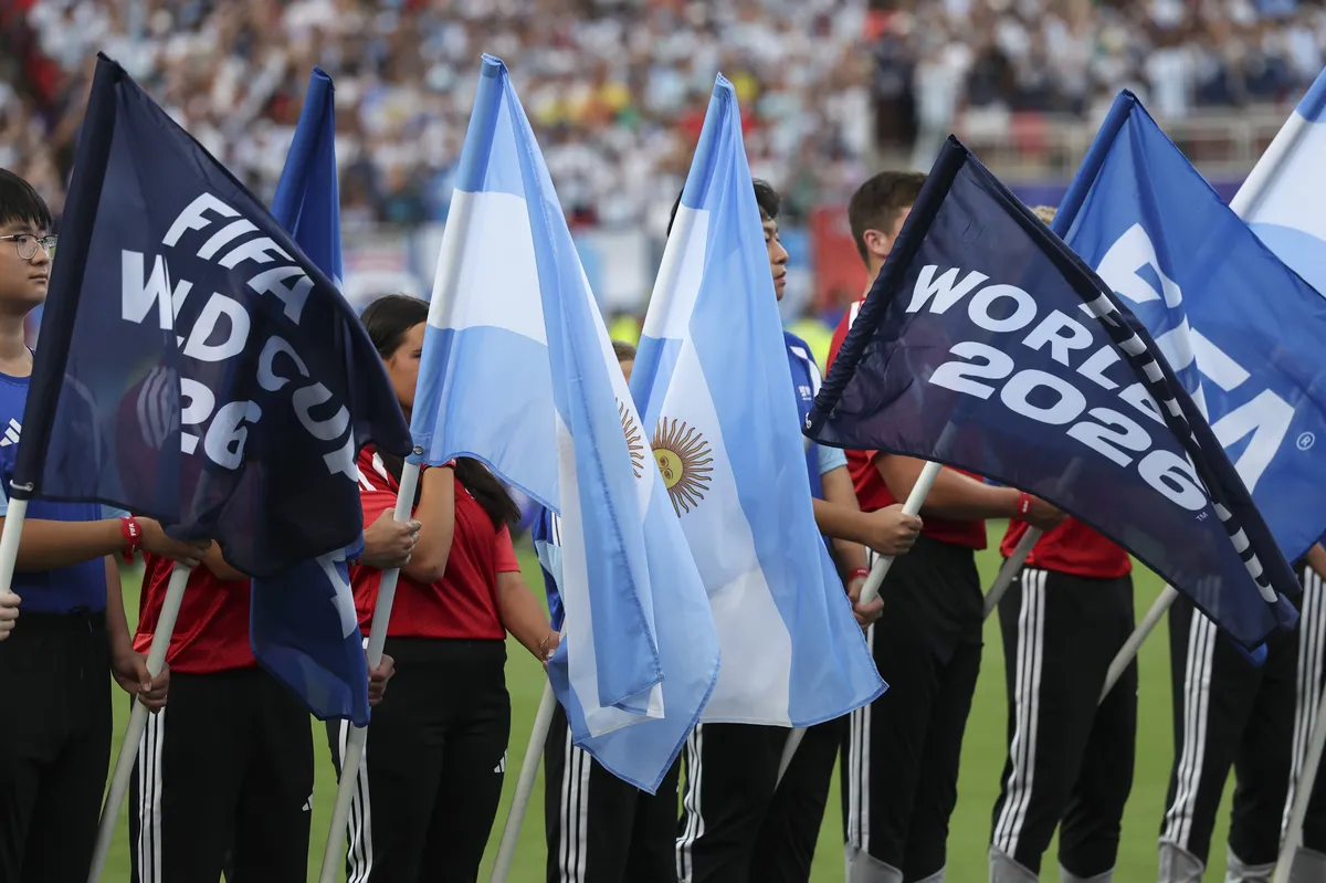 Skandal potresa argentinski fudbal i FIFA: Optužbe za zlostavljanje i pranje para - umrđan FBI, FIFA ćutala