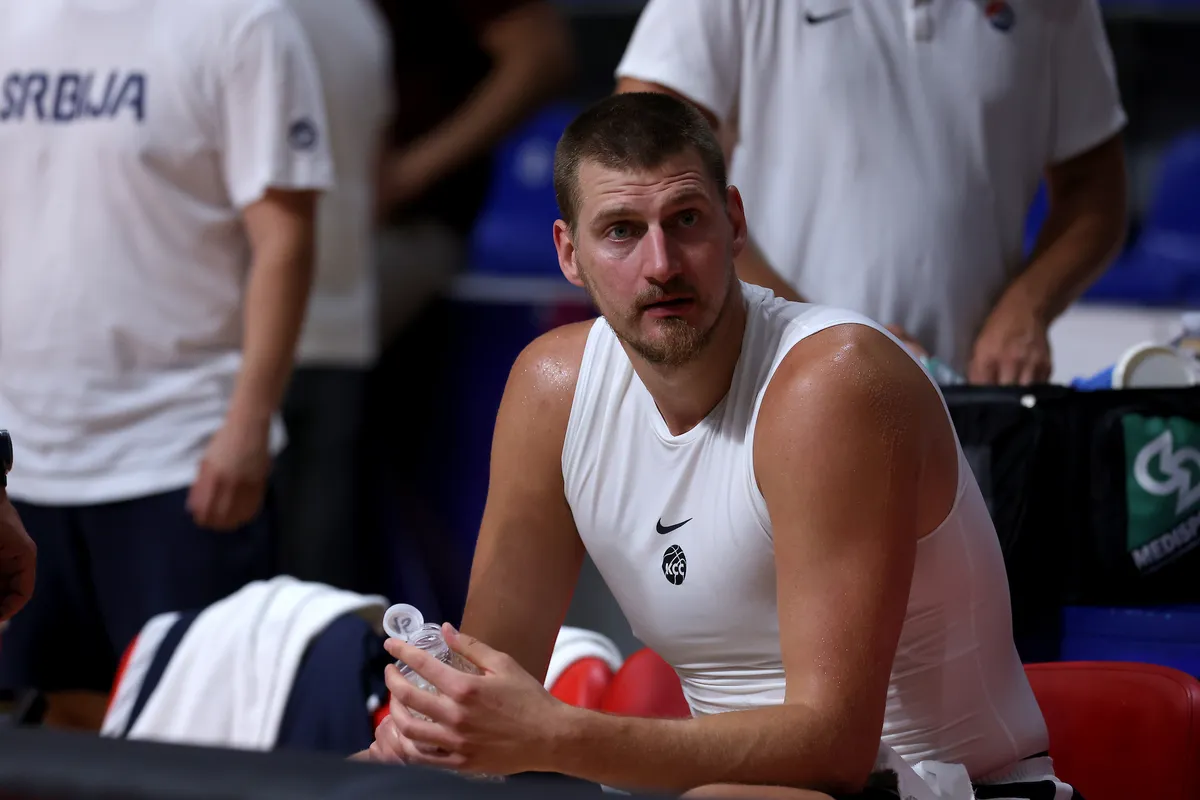 Srbija udara na Švajcarsku u borbi za Mundobasket, Jokić predvodi "orlove"