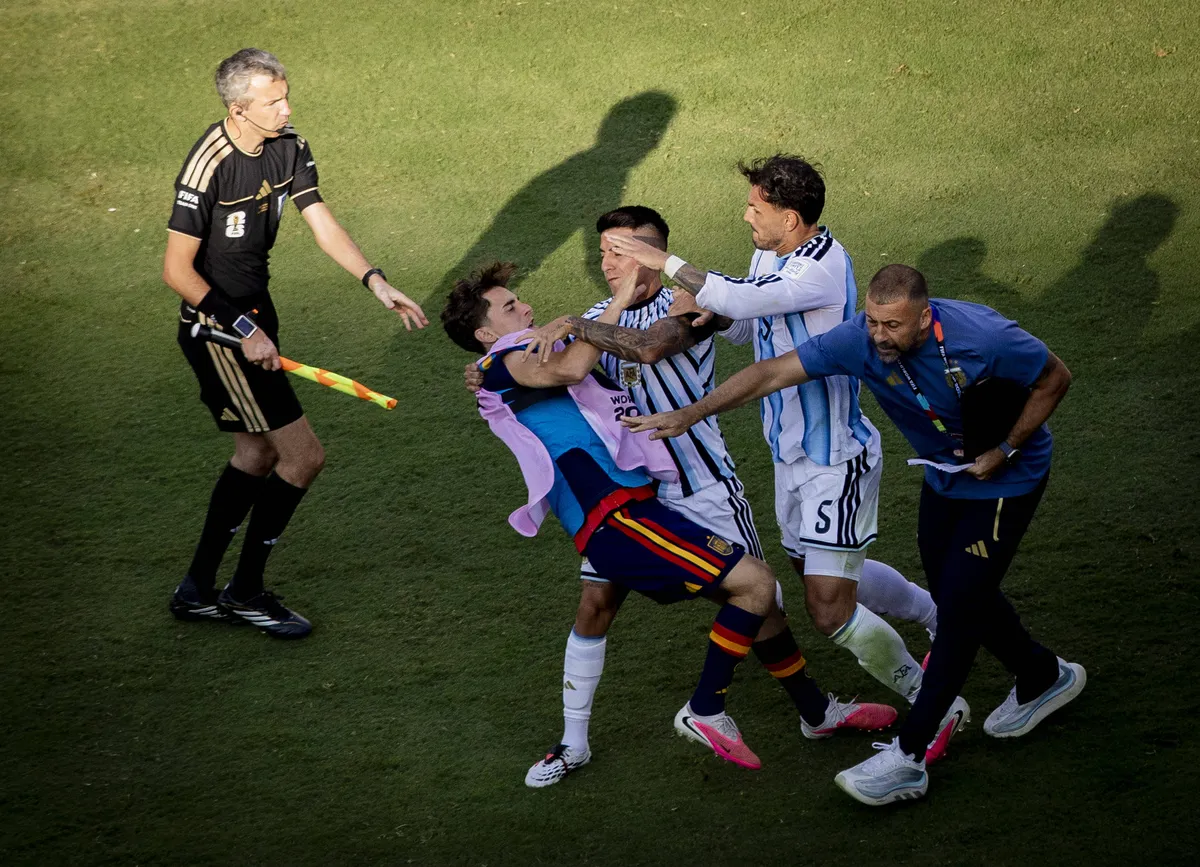 Za Argentince stižu sve lošije i lošije vesti: FIFA pokrenula istragu zbog ponašanja i sramote nakon finala Mundijala
