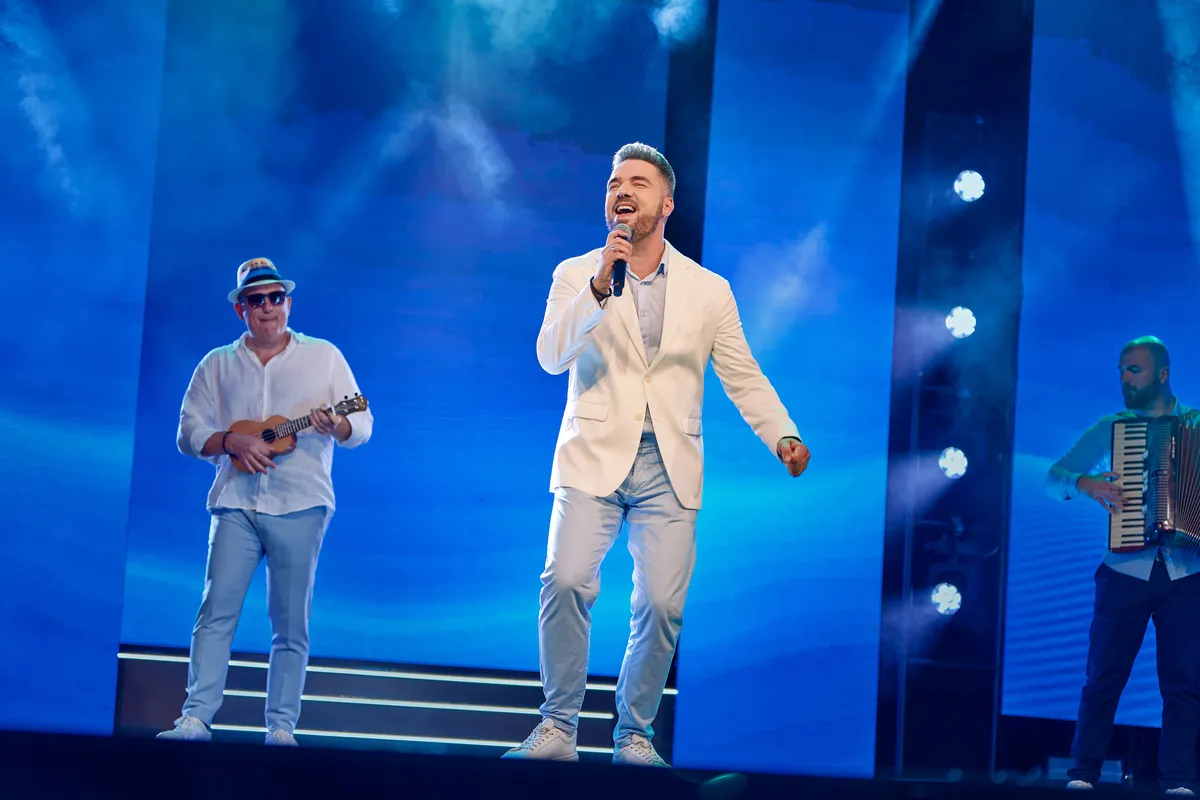 Milan Bujaković briljirao na festivalu „Biser Jadrana“: Pesma „Ti si moje more“ osvojila nagradu za najbolji aranžman