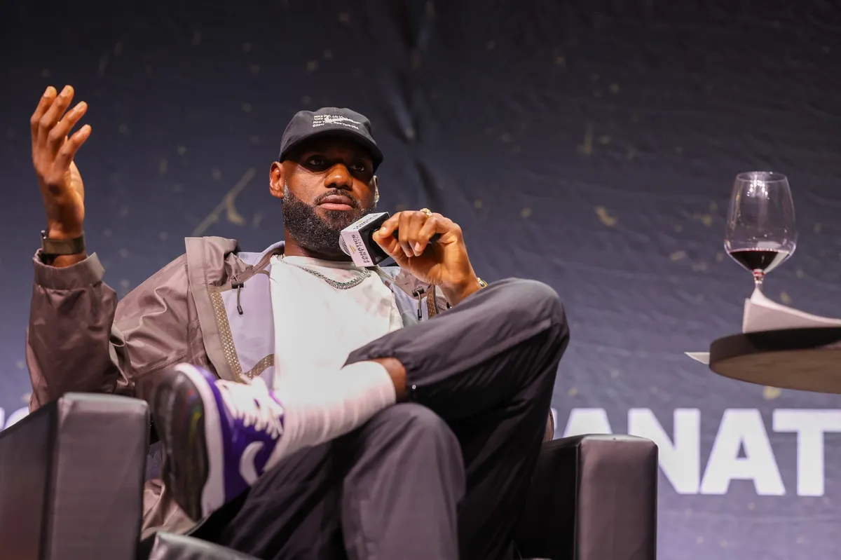 Potvrđena vest koju su svi čekali - Lebron zvanično potpisao