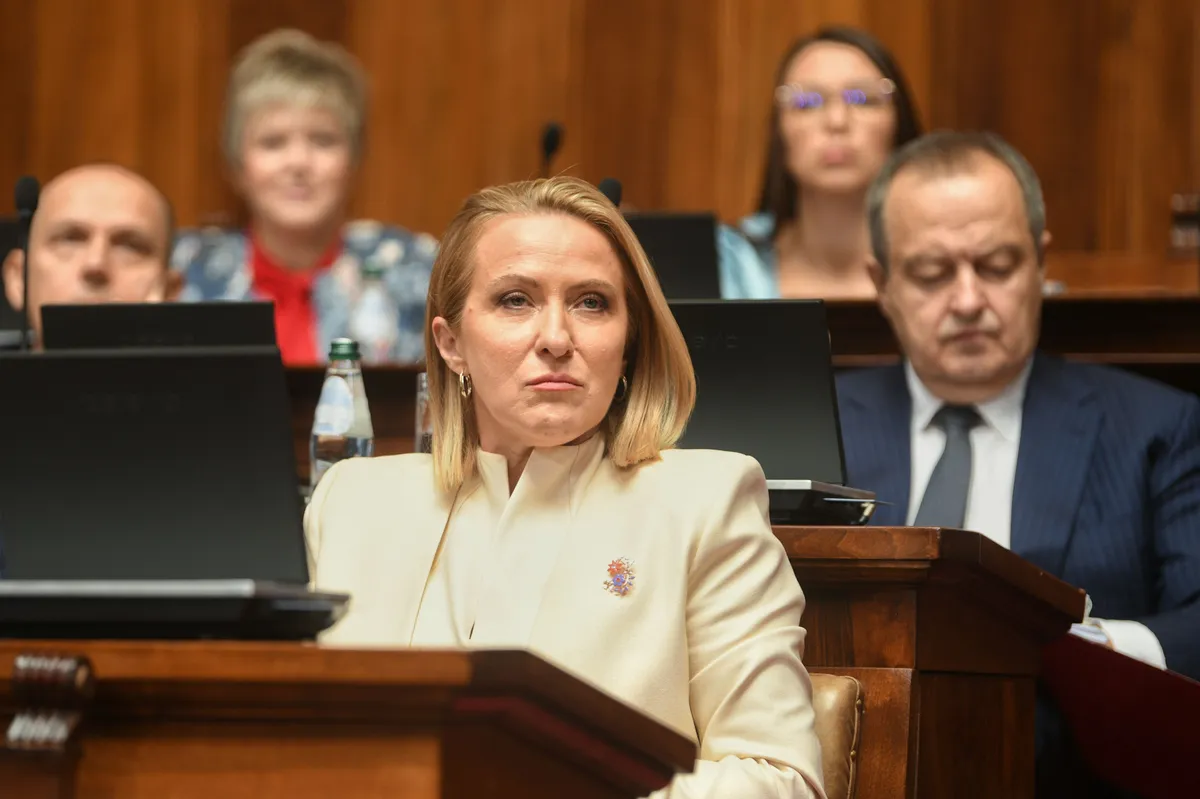 Agencija potvrdila da je ministarka Paunović primala platu, iako je Apotekarska ustanova Peć ugašena 2021, ali "tu nema korupcije"
