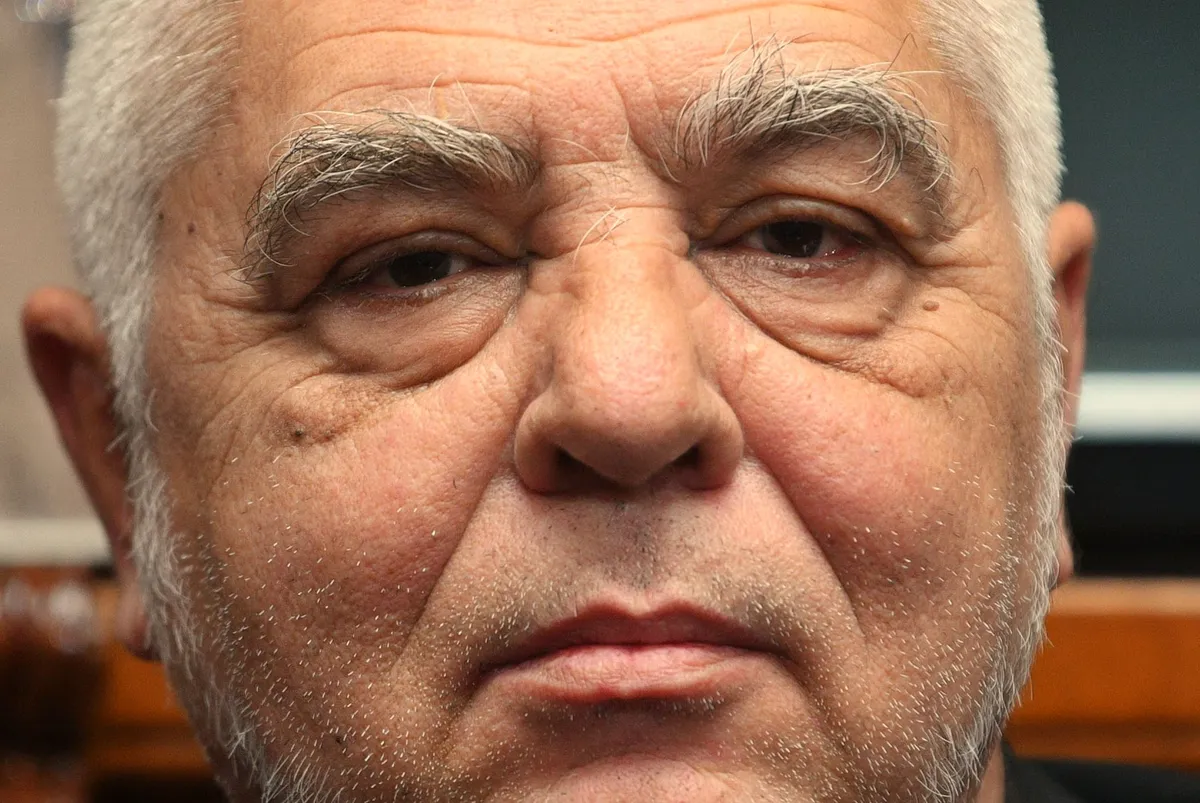 Portret bez (s)rama: Boris Bratina - ministar informisanja koji targetira novinare i koji govori da policija "može da bije i ubije studente"