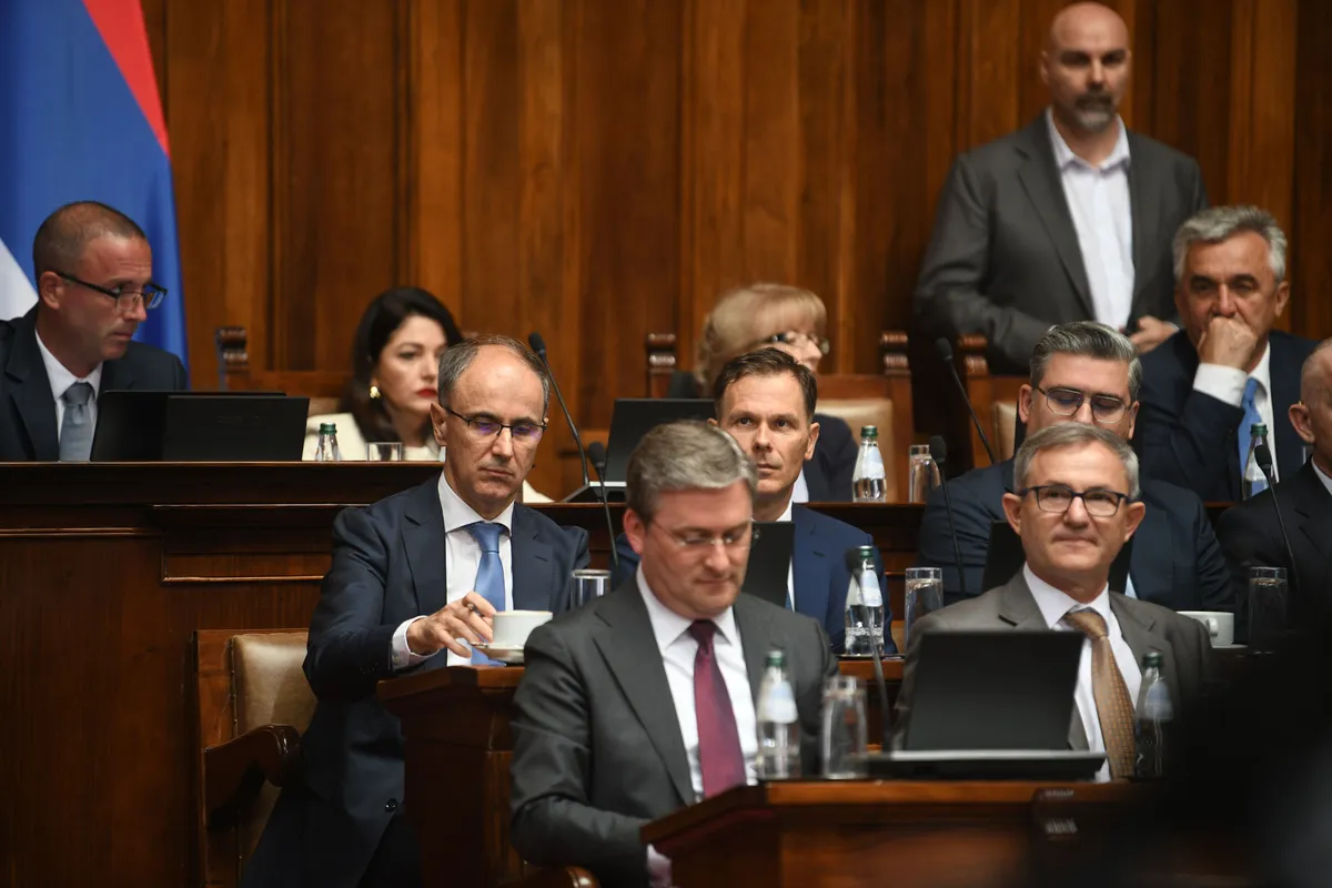 BLOG Rasprava o nepoverenju Vladi: Aleksić četiri sata nabrajao afere vlasti, Macut tvrdio da su radili časno i pošteno
