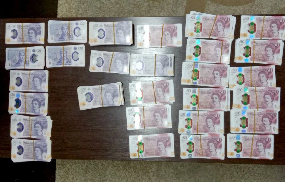 Moldavka i dvoje Rumuna uhapšeni na graničnom prelazu: Kod njih pronađene falsifikovane novčanice FOTO