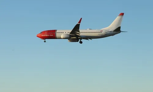 Drama na letu za Dubrovnik: Napukao prozor na avionu, prinudno sleteo u Beč