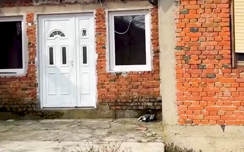 Naša pevačica kupila oronulu kuću van Beograda za 40.000 evra: "Neću zvanično živeti ovde ali..." (FOTO)