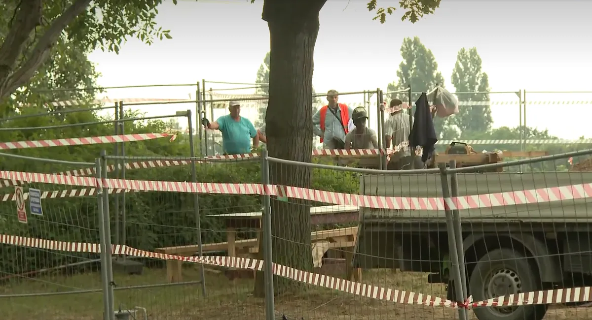 Obećali više zelenila, pa posekli drveće: Ada Ciganlija izgubila mlade sadnice zbog panoramskog EXPO balona
