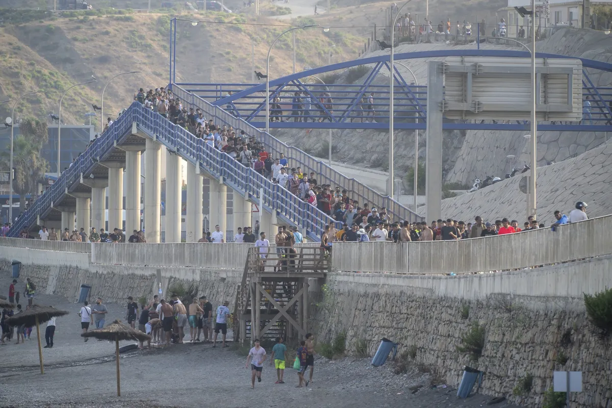 Da li je migrantska kriza u Seuti pažljivo isplanirana? Jedan snimak je zapalio mreže
