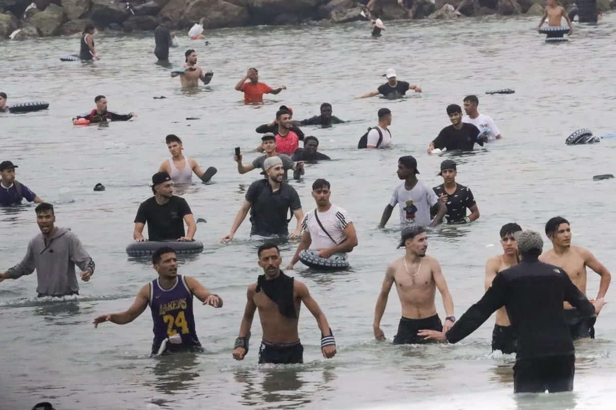 Sančez optužio Rusiju i Izrael: Dezinformacijama podstakle masovni priliv migranata u Seutu