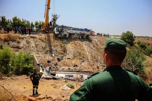 Pao autobus u provaliju u Alžiru, poginulo najmanje 25 putnika
