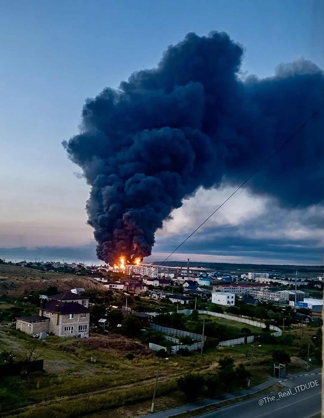 VIDEO Novi udar na Krim: Ukrajinci gađali ruski vojni aerodrom, mostove i skladišta municije