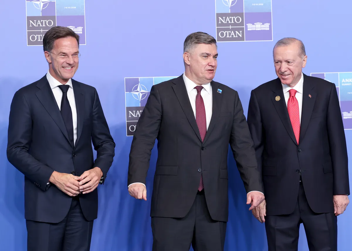 Milanović traži da NATO obrati pažnju na Srbiju: Nadam se da neće nabaviti nosač aviona na točkovima, jer nemaju more