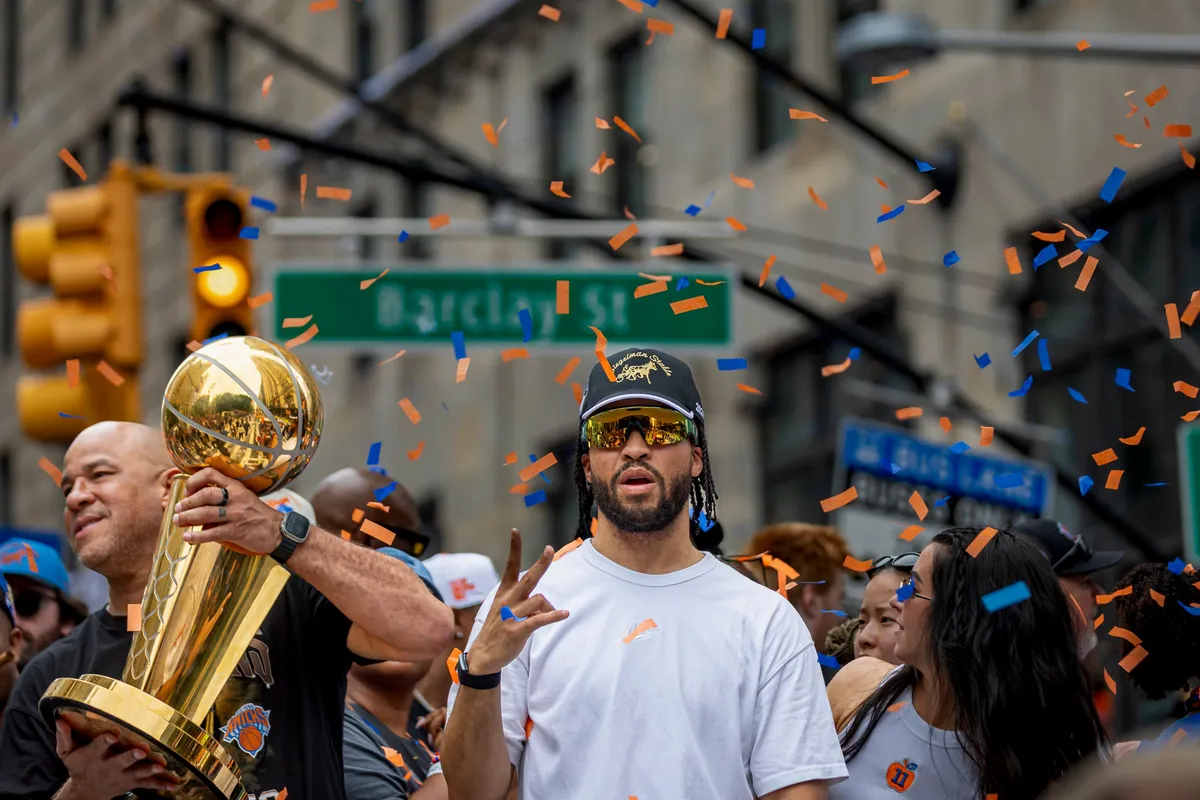Povređen vukao Njujork do NBA titule, sad je operisan i čeka ga pauza