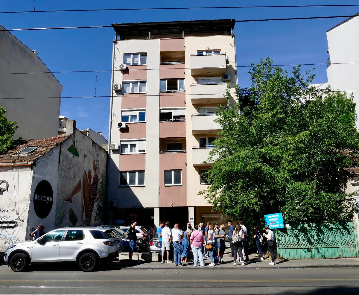 Stanovi na Voždovcu pod istragom: VJT proverava bankare, advokata i izvršitelja zbog zgrade u Vojvode Stepe