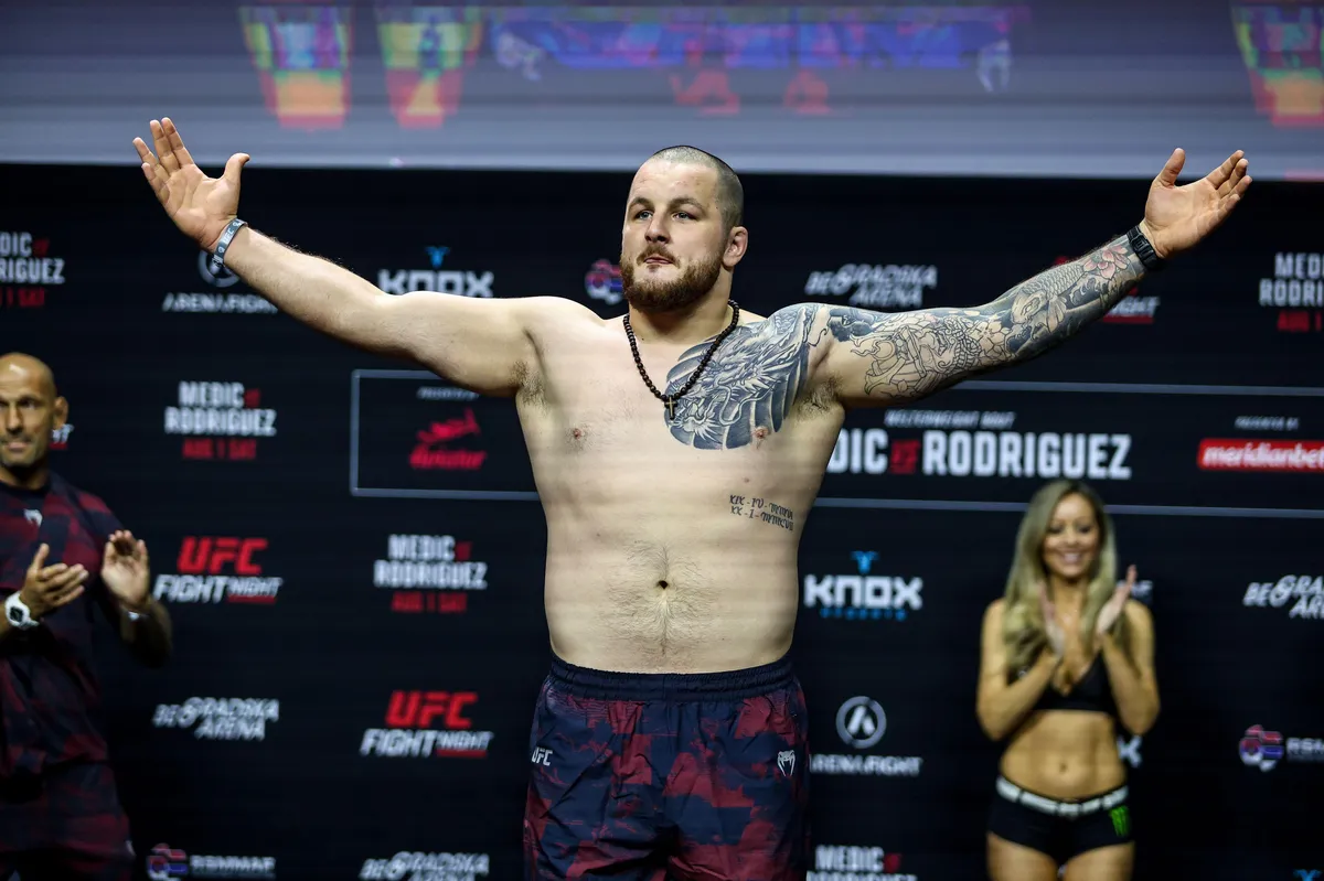 VIDEO Marina izgubila, Jovan pobedio - pogledajte kako su rešene prve UFC borbe u Beogradu