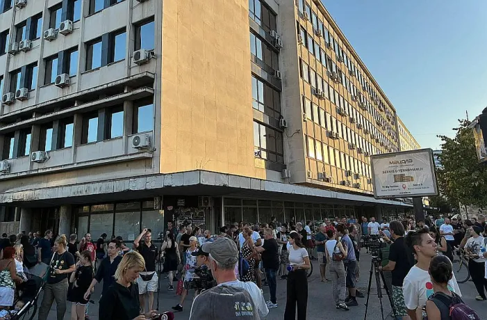Protest Novosađana ispred Banovine: Godinu dana od sukoba naprednjaka i policije sa građanima