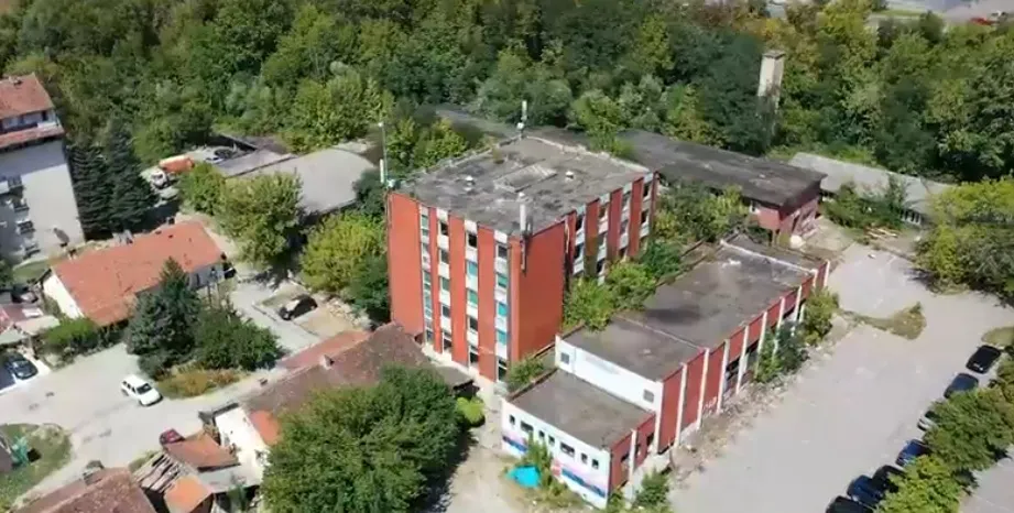 Tužna sudbina samačkog hotela "Jablanica": Država ga je otkupila pre 7 godina, a danas se niko u blizini ne oseća bezbedno