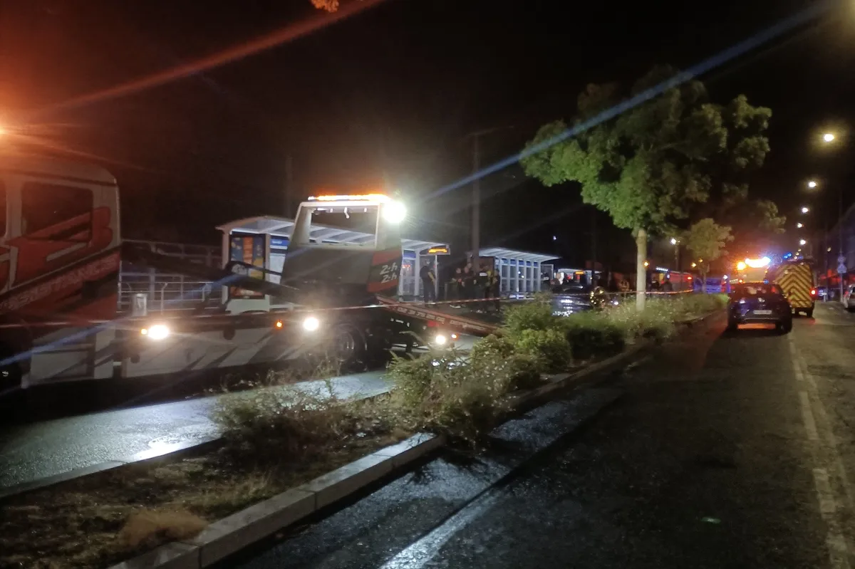 Užas u Francuskoj: Automobilom namerno uleteo među pešake, dvoje mrtvih i desetoro povređenih