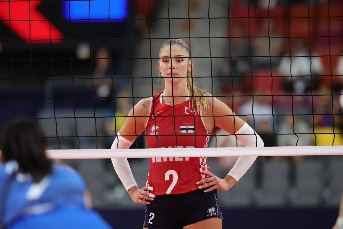 FOTO Lepa Hrvatica "napada" Srbiju u borbi za medalju, a godina je u ljubavi sa Srbinom