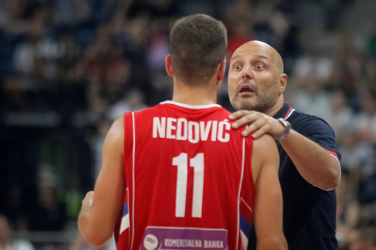 VIDEO "Sale i ja to leto na krv i nož, a ovim potezom sam zapečatio sebi sudbinu": Nedović prvi put otkrio kako je Đorđevića doveo do pucanja, pa ga je precrtao iz reprezentacije