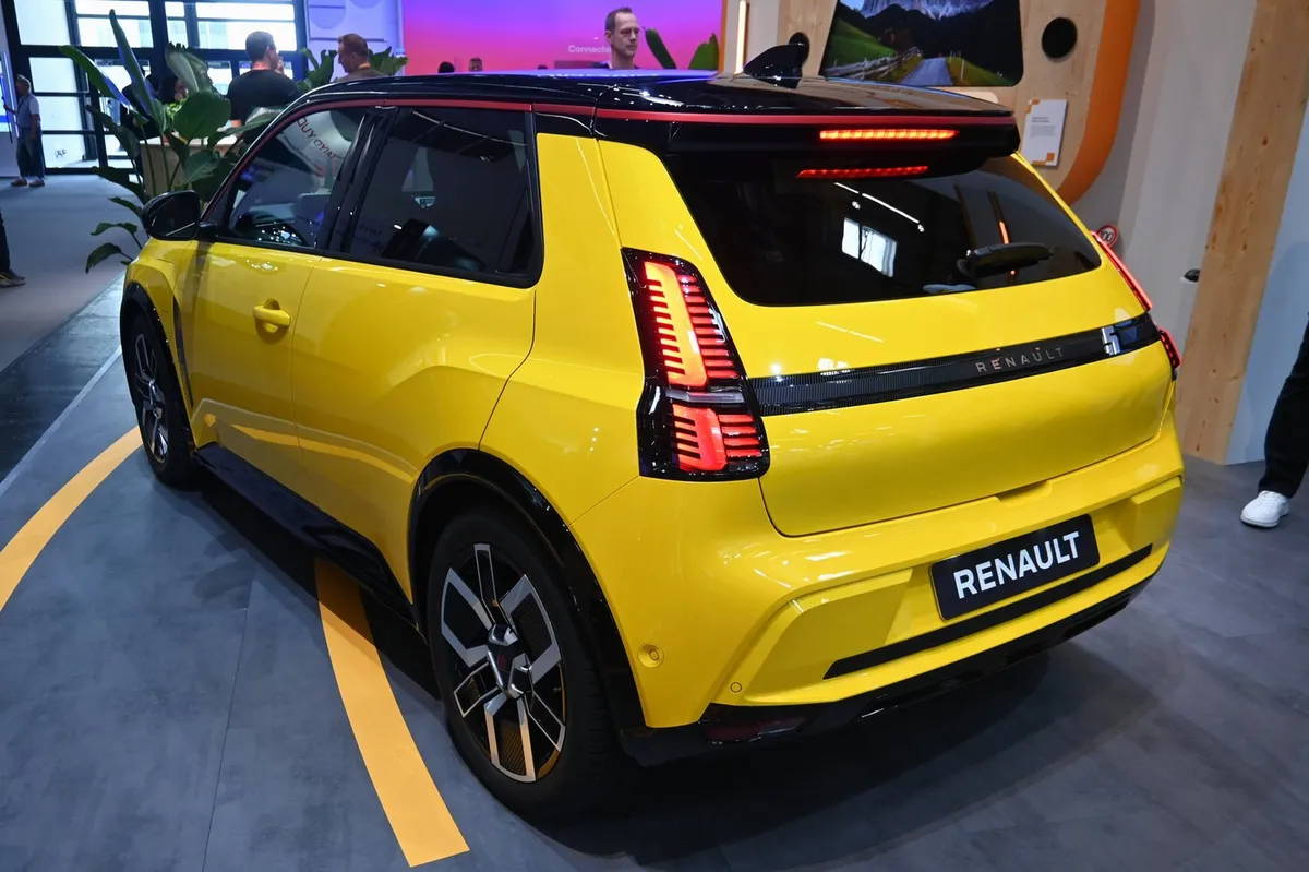 Vozio sam najprodavaniji električni automobil u Evropi i bio je bolji od Rolls Roycea