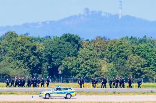 "Samo je detonator zakazao": Katastrofa na aerodromu izbegnuta u poslednjem trenutku, Evropa ulazi u novu fazu rata?