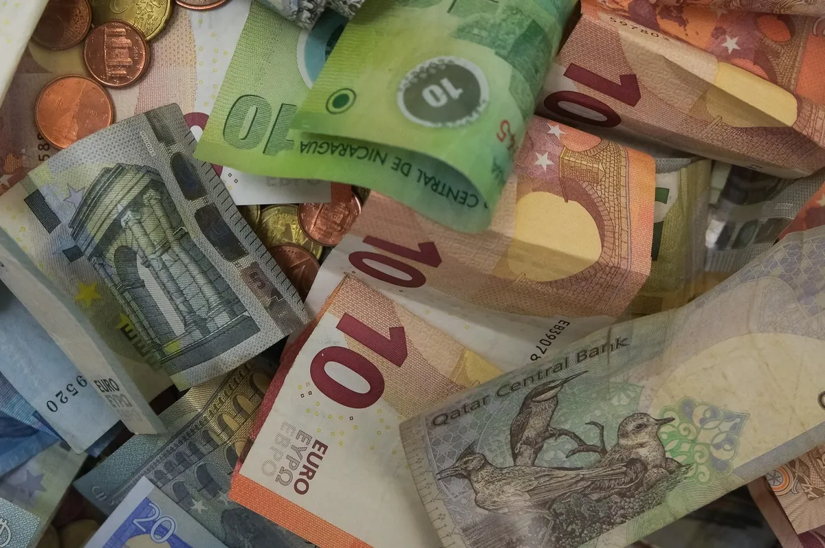 Koliko novca treba imati 'sa strane', ali i gde ga čuvati? Stručnjaci otkrili važno pravilo