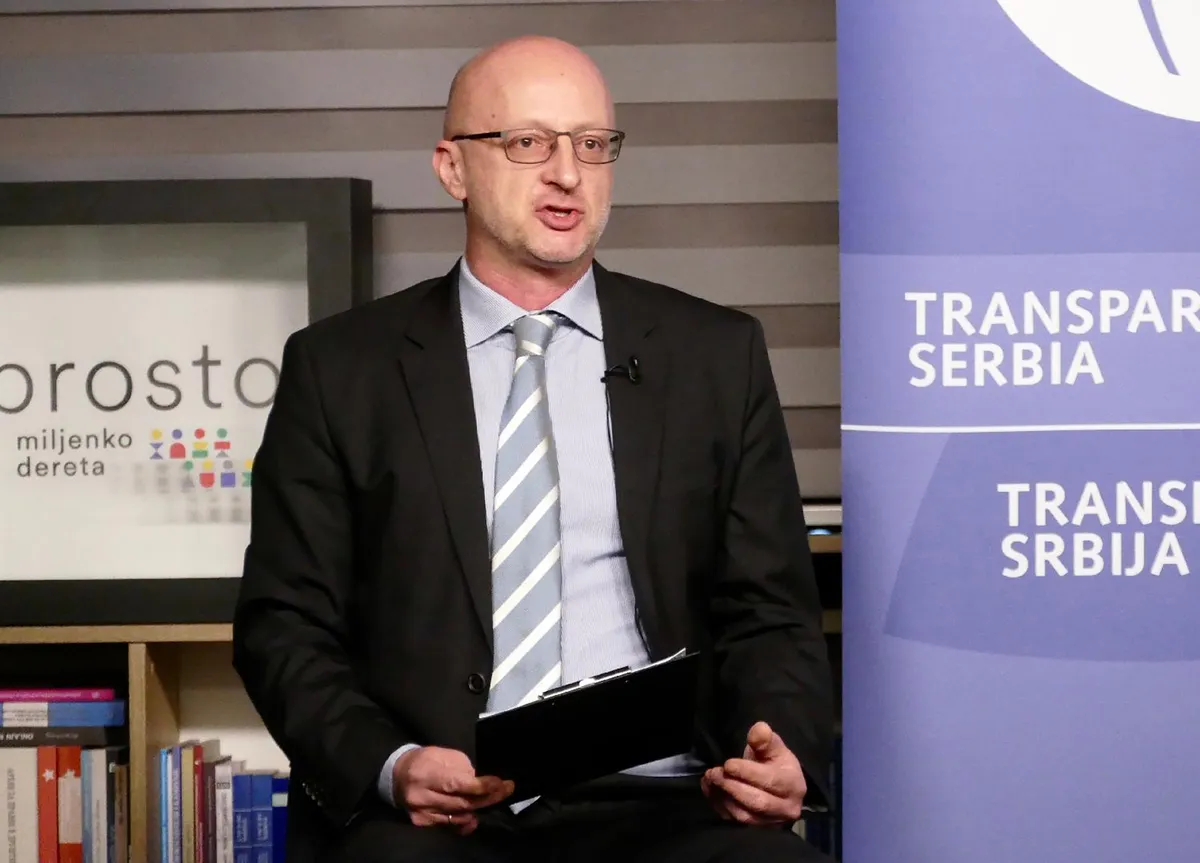 Transparentnost Srbija: Procenjena vrednost troškova oglašavanja SNS u kampanji 7,7 miliona evra