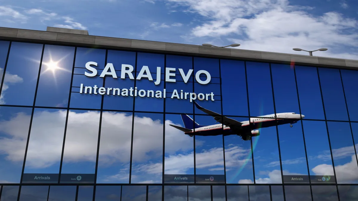 "Đe s' ti nation": Ovo je poruka koja dočekuje putnike na aerodromu u Sarajevu i ljudi misle da je genijalna