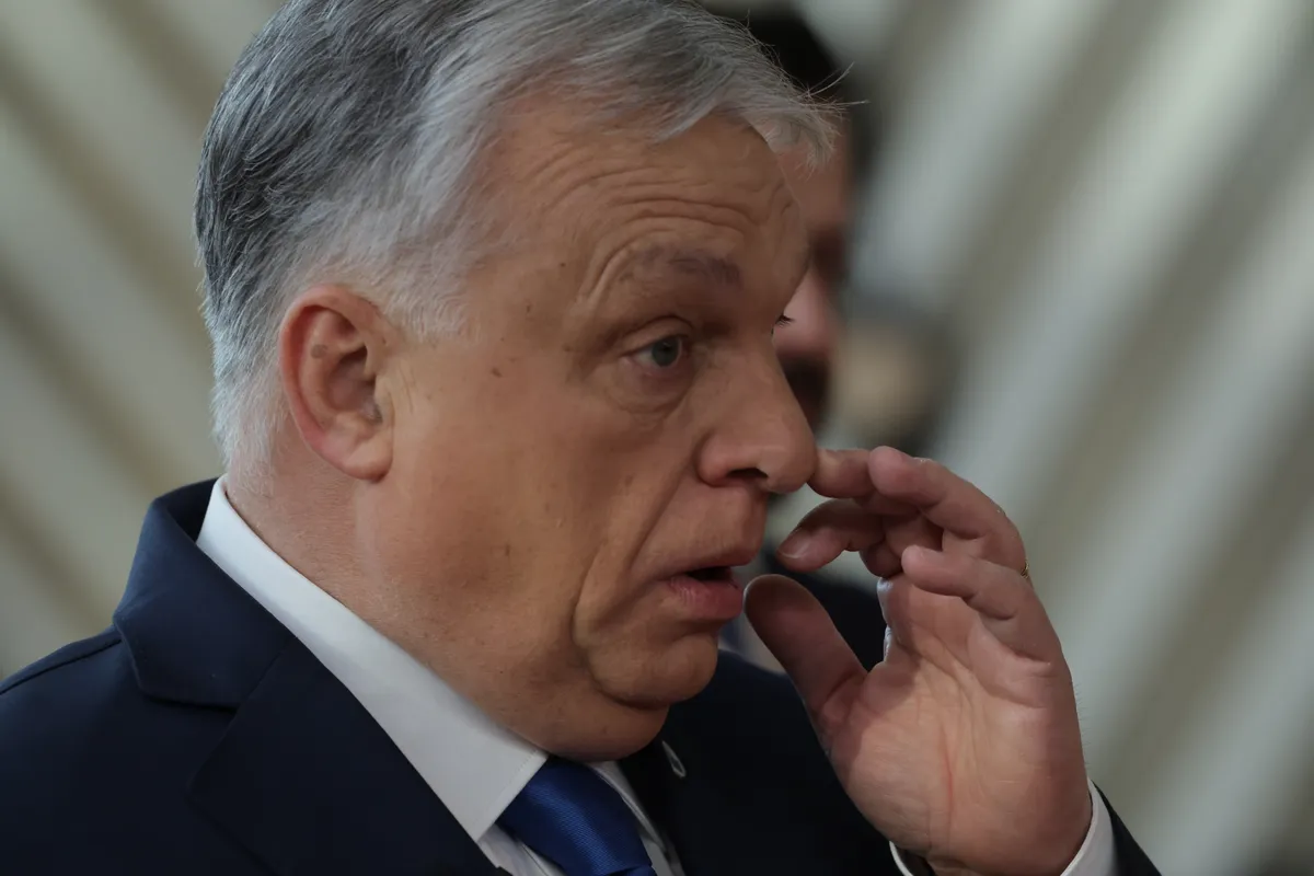 Pao još jedan od Orbanovih saradnika: Uhapšen bivši guverner Centralne banke Mađarske