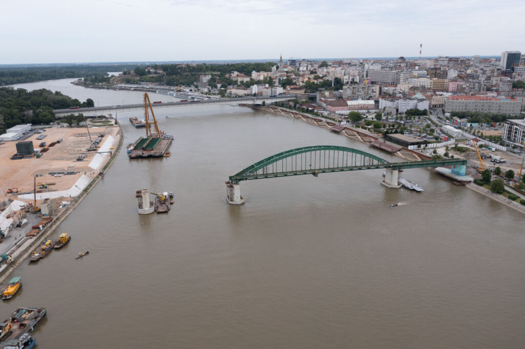Beograd 16.05.2025. Stari savski most iz vazduha, drogan. Demontiranje, demontaža, uklanjanje, skalanjanje, rušenje Starog savskog mosta, dron Foto: Amir Hamzagić/Nova.rs